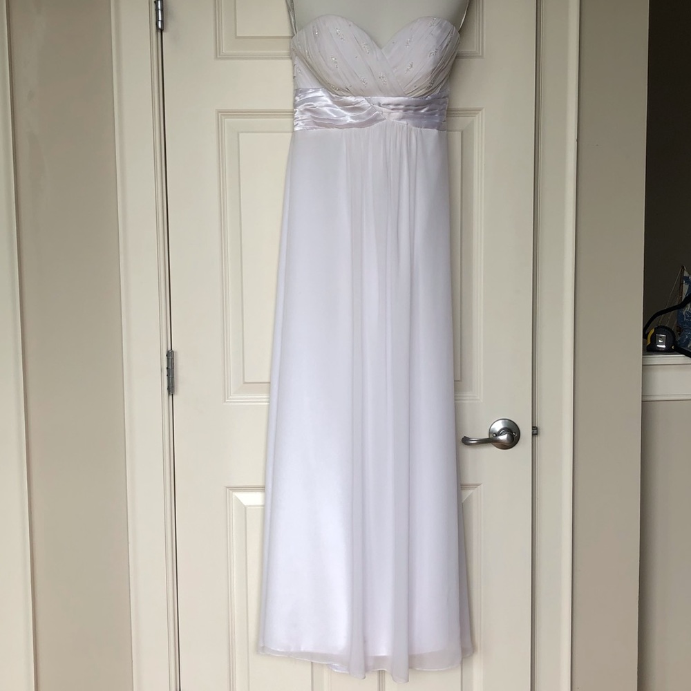 SAKS - BILL LEVKOFF white strapless silk gown